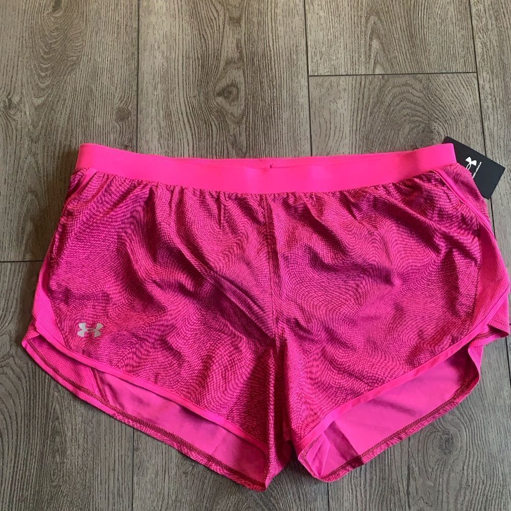 Under armour fly by 2.0 printed shorts perfect for summer
